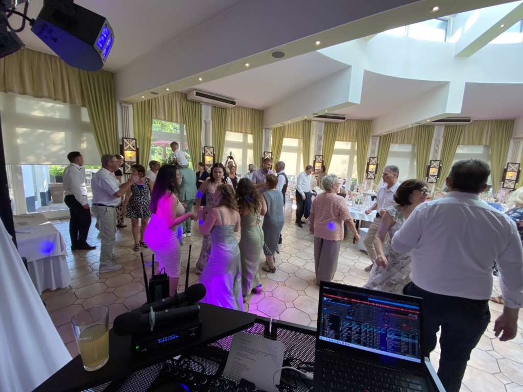 Event und Hochzeits DJ - Hochzeit 2025-06-14